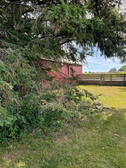 The Barns Of Brighton Near Prince Edward County المظهر الخارجي الصورة