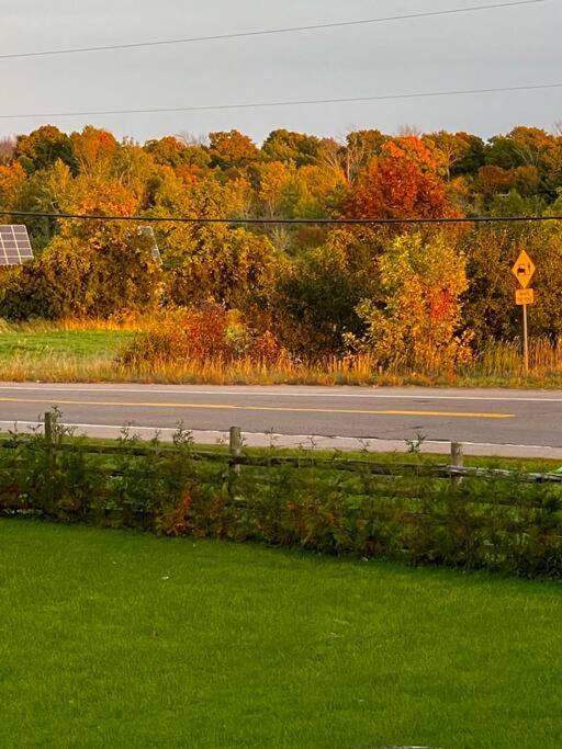 The Barns Of Brighton Near Prince Edward County المظهر الخارجي الصورة